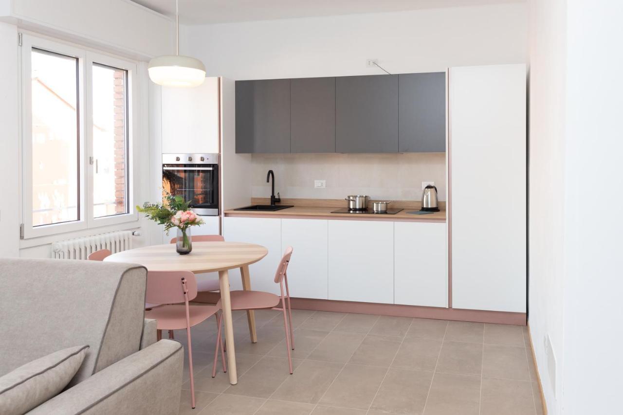 New Exclusive Melegnano Apartments- Near Train Station Exterior foto